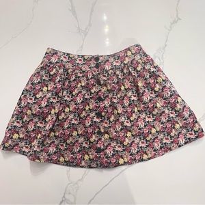FOREVER 21 floral front buttons skirt size medium excellent condition
